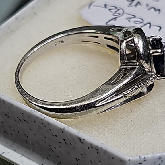 Sterling Silver 925 Ring With Blue Stone And 2 Small Diamonds, Size 7.25 *Read* - Picture 5 of 11